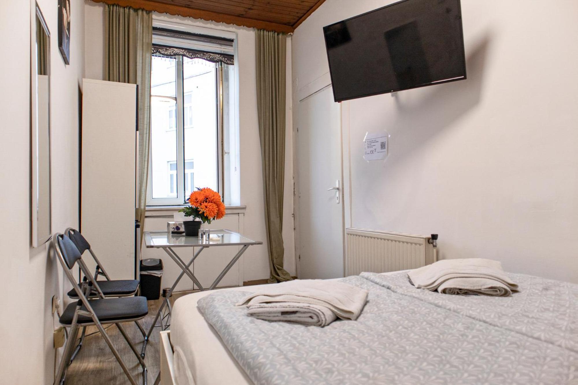 Convenient Shared - Near Danube & Millenium Tower * Viena
